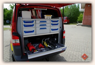 Einsatzfahrzeug / ELW Einsatzfahrzeug / ELW