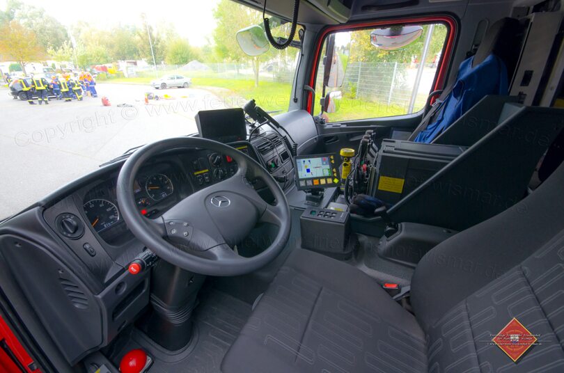 Tanklöschfahrzeug TLF Tanklöschfahrzeug TLF